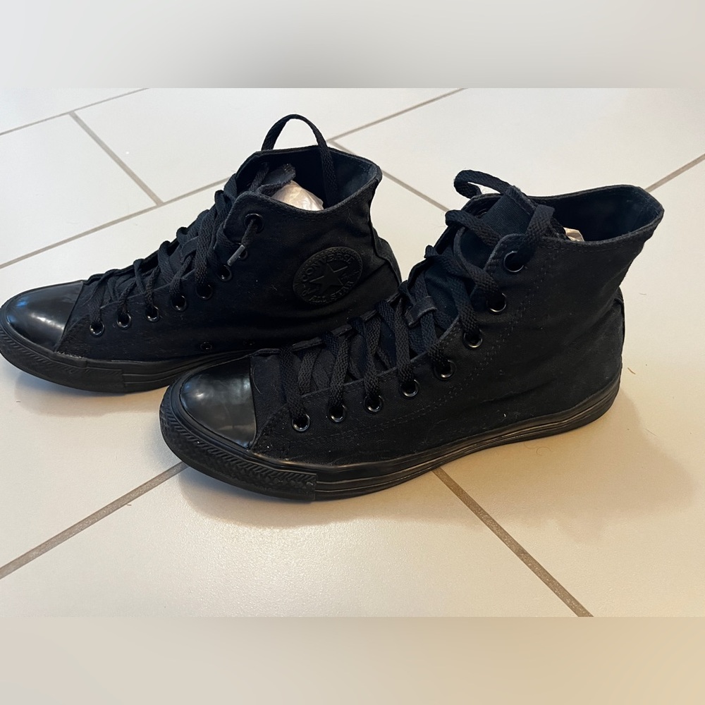 Black all star converse high tops